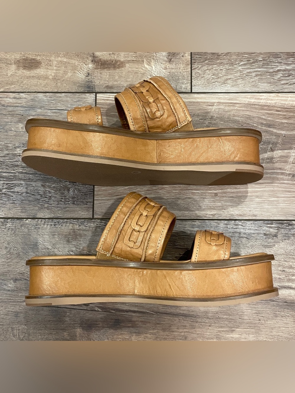NWOT Kelsi Dagger Drift Leather Sandals - Picture 5 of 7